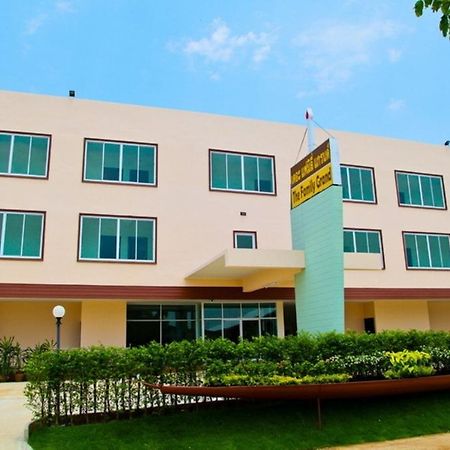 The Family Grand Hotell Udon Thani Eksteriør bilde