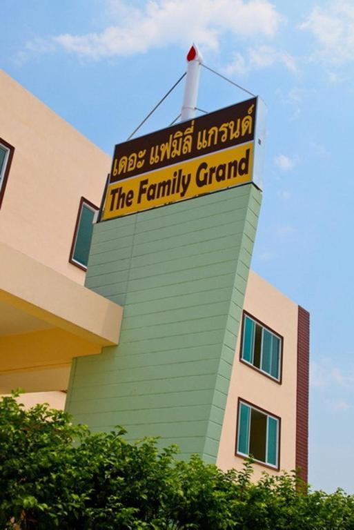 The Family Grand Hotell Udon Thani Eksteriør bilde